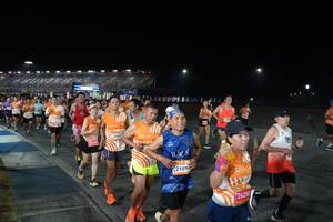 BIB: 20835, 21094, 2625
                            <button type="button" onclick="openModal(23046975)" class="btn btn-primary btn-sm float-right btn-popup" data-toggle="modal" data-target=".modal-high-quality">
                        <i class="fas fa-shopping-cart"></i> Add to Cart
                    </button>
                                            <button type="button" onclick="isThisMe(23046975, true)" class="btn btn-success btn-sm float-right btn-popup btn-isme hidden" data-toggle="tooltip" data-placement="bottom" title="นี่คือรูปของคุณใช่ไหม คลิกที่นี่เพื่อเอาเข้าอัลบั้ม">
                        <i class="fas fa-plus"></i> Add to album
                    </button>
                    <button type="button" onclick="isThisMe(23046975, false)" class="btn btn-warning btn-sm float-right btn-popup btn-isnotme hidden">
                        <i class="fas fa-ban"></i> Remove from album
                    </button>